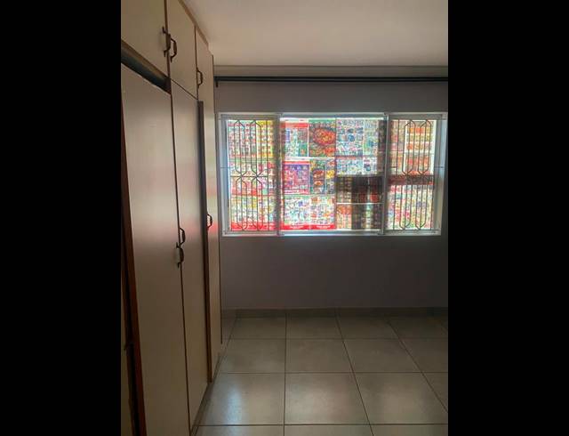 3 BEDROOM PROPERTY TO RENT IN TREASURE BEACH
